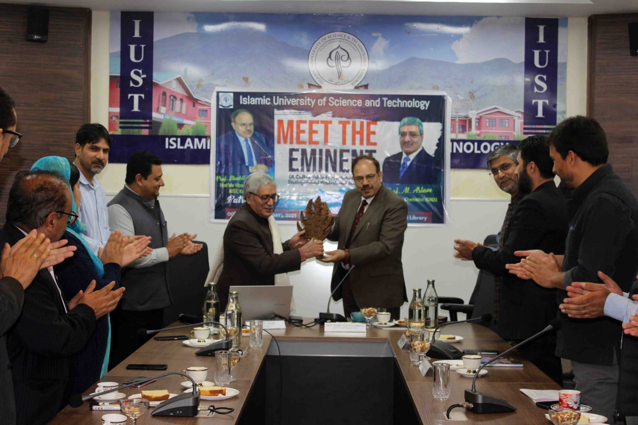 Prof. M. Aslam, Former IGNOU VC, Interacts with Students at IUST’s ...